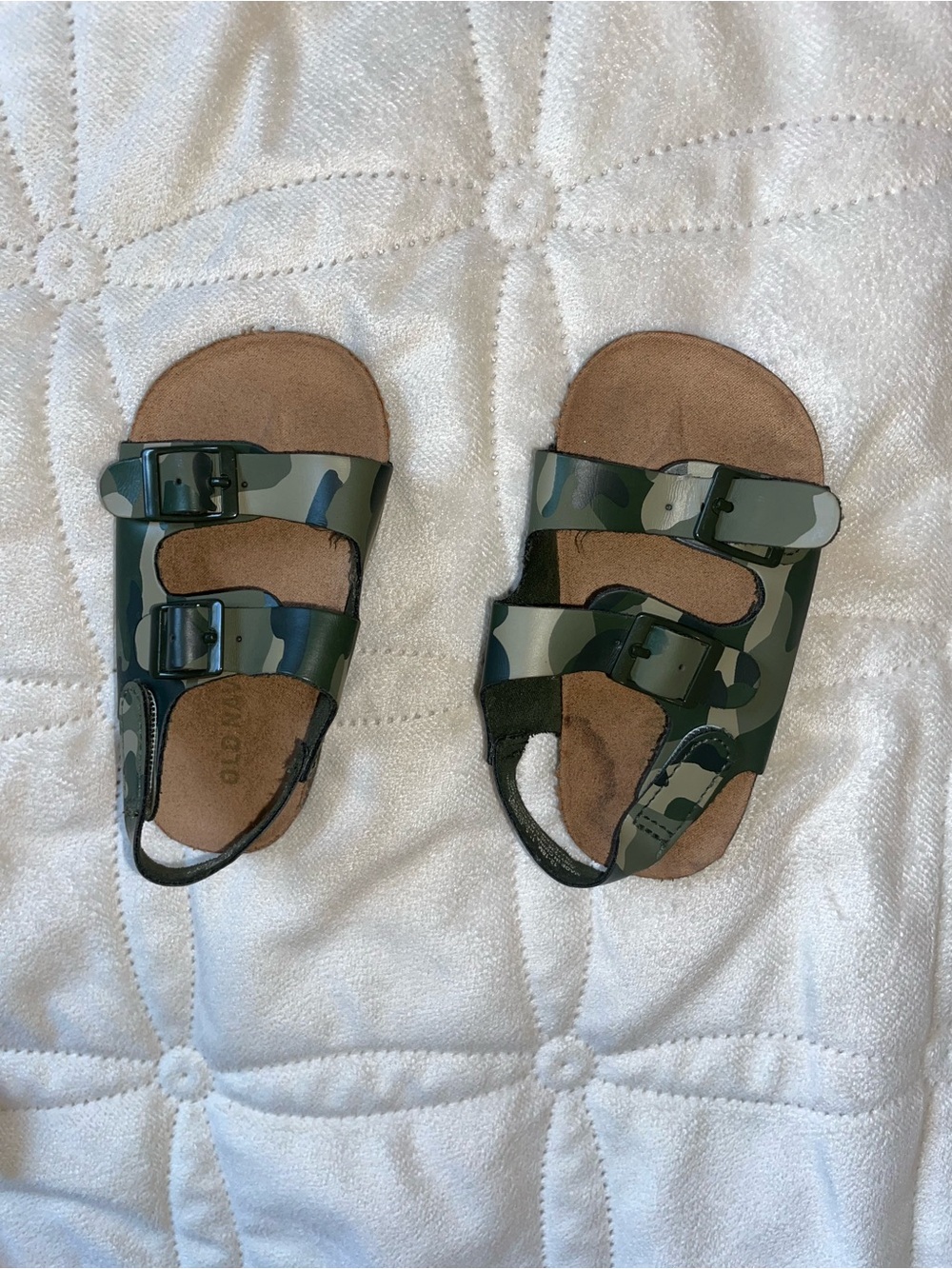 Old Navy Green Camo Double-Buckle Kids Sandals